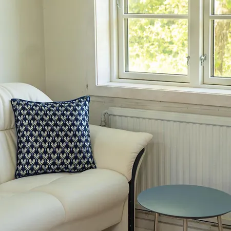 3 In Arty House, Osterlars
