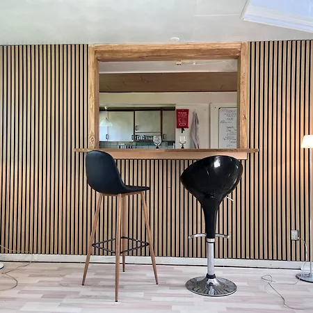 Hotel 3 In Arty House, Osterlars Gudhjem