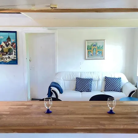3 In Arty House, Osterlars 3*