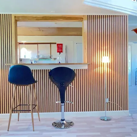 3 In Arty House, Osterlars 3* Gudhjem
